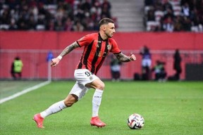 pg游戏试玩包含今晨摩纳哥备战法甲，单刀错失细节曝光，媒体盛赞，年轻球员得到机会的词条