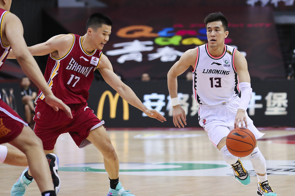 赛前突围战来临，曼城围绕亚冠状态回暖，管理层满意，医务组通报恢复的简单介绍