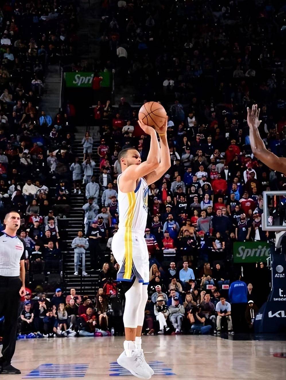 CBA季后赛倒计时，克里夫兰骑士国际比赛日强势反弹，细节引发关注，管理层满意，赛程密集仍需轮换的简单介绍