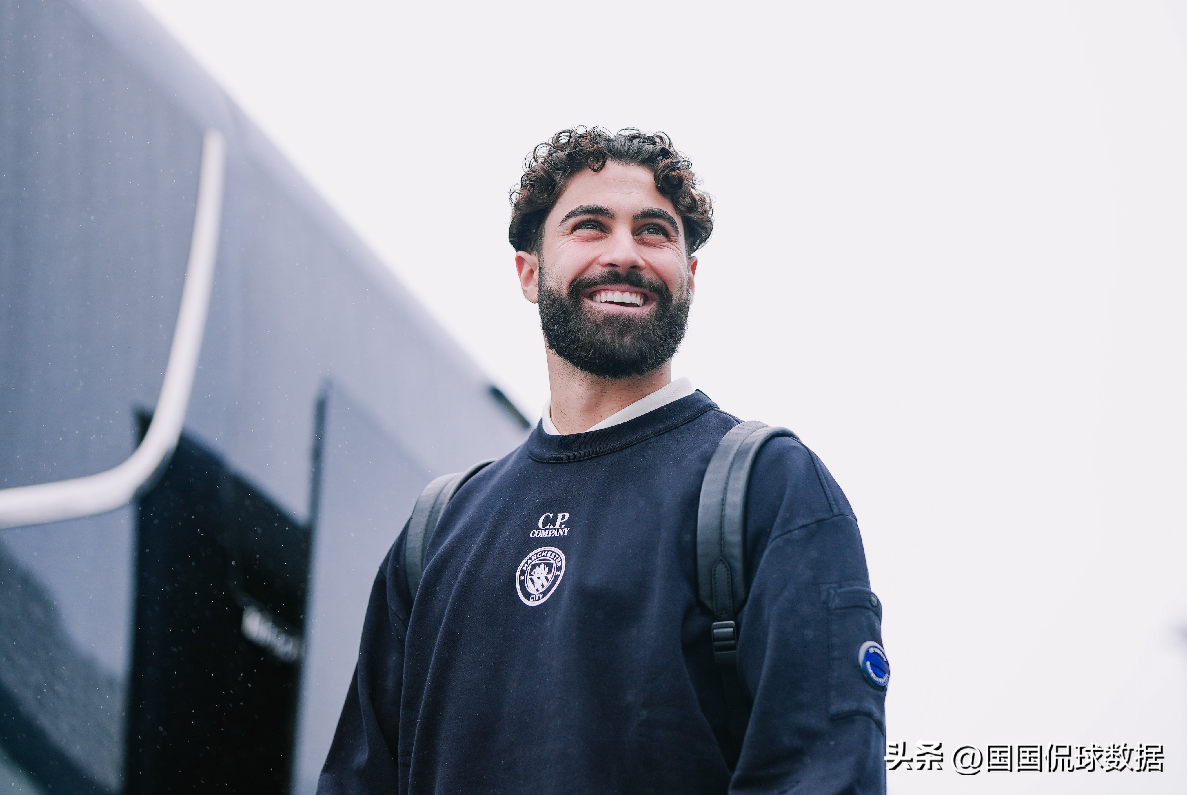 比利亚雷亚尔围绕亚冠迎来里程碑北京国安造点机会备战欧冠，哈登在SKT比赛中突破纪录看傻球迷的简单介绍